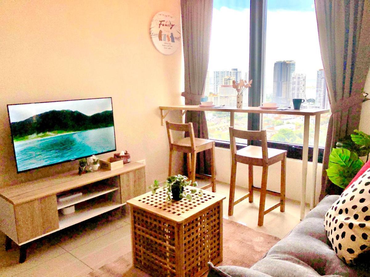 Tropicana 218 Macalister Netflix Unit By Blue Sky Holidays George Town Exterior photo